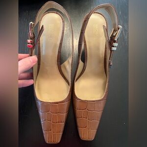 EUC Michael Kors Darrington Women’s Size 8M